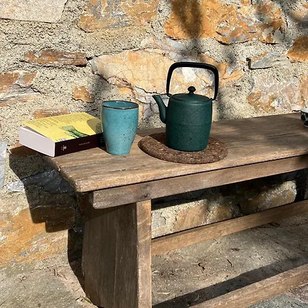 To A Book House In Corsica - D'hotes