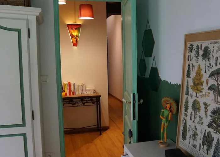 To A Book House In Corsica - D'hotes אולטה