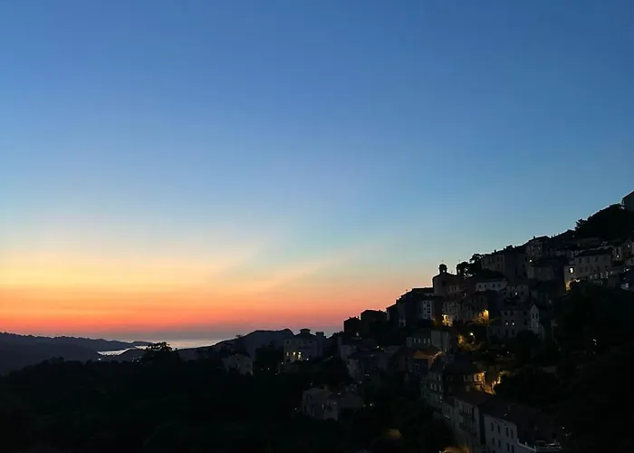 To A Book House In Corsica - D'hotes * オレッタ